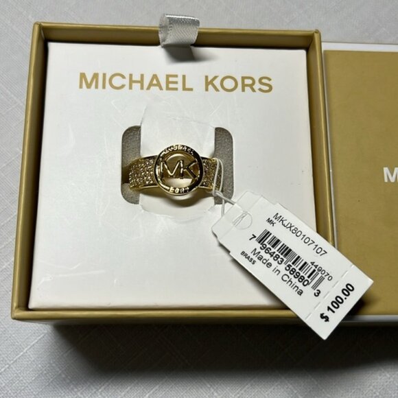 New Michael Kors ring Gold tone Size 7 - Picture 1 of 13